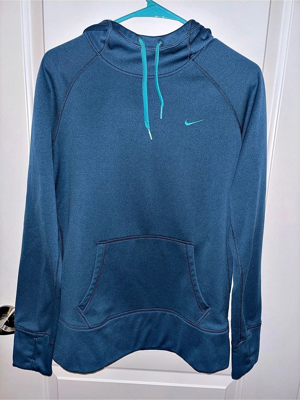 Nike Therma-FIT Hoodie Athletic Hoodie in Blue Size Large